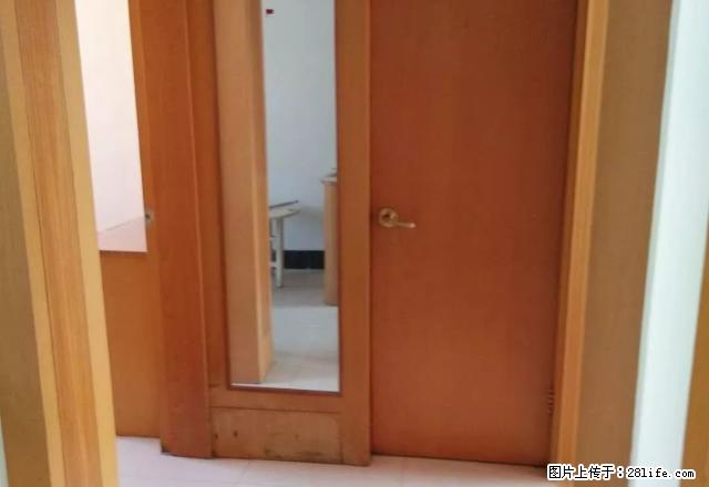 中等装修,家具齐全,拎包入住。紧邻公交总站。 - 房屋出租 - 房屋租售 - 天水分类信息 - 天水28生活网 tianshui.28life.com