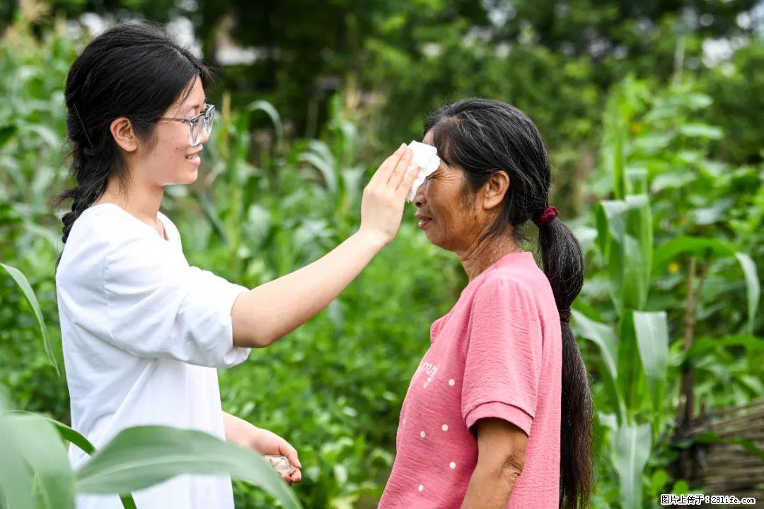 全网追的“扁担女孩”，找了一份暑假工，时薪12元 - 天水生活资讯 - 天水28生活网 tianshui.28life.com